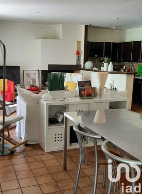 Maison - 161 m² - 9 pièces