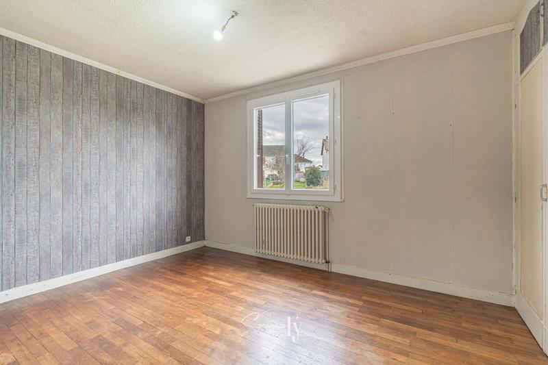 Maison - 104 m² - 5 pièces