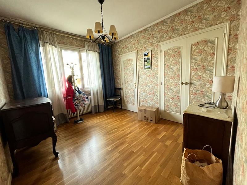 Maison - 220 m² - 10 pièces