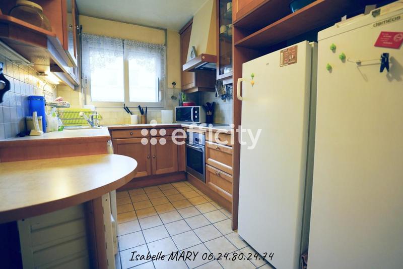 Appartement - 100 m² - 4 pièces