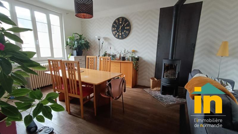 Maison de ville - 111 m² - 4 pièces