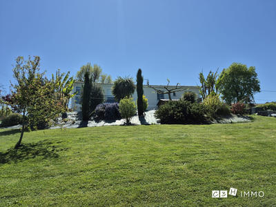 Maison - 165 m² - 5 pièces