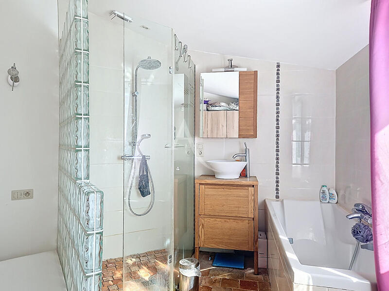 Maison - 97 m² - 5 pièces