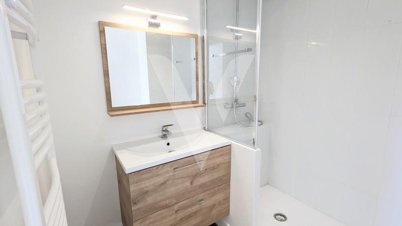 Appartement - 81 m² - 5 pièces