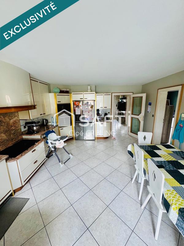 Maison - 219 m² - 6 pièces