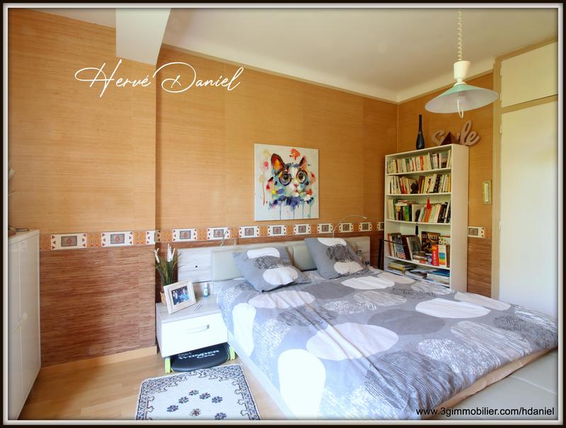 Villa - 182 m² - 7 pièces