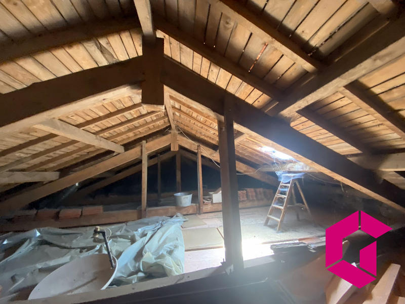 Maison ancienne - 209 m² - 8 pièces