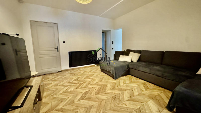 Maison - 161 m² - 7 pièces