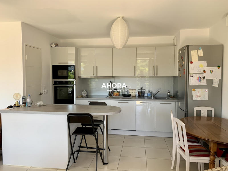 Appartement - 85 m² - 4 pièces