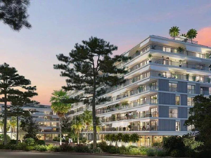 Appartement - 139 m² - 4 pièces