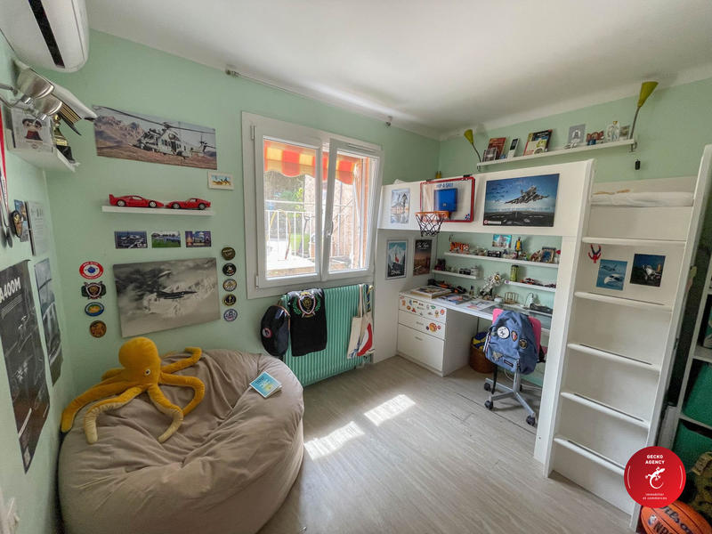 Maison - 136 m² - 7 pièces