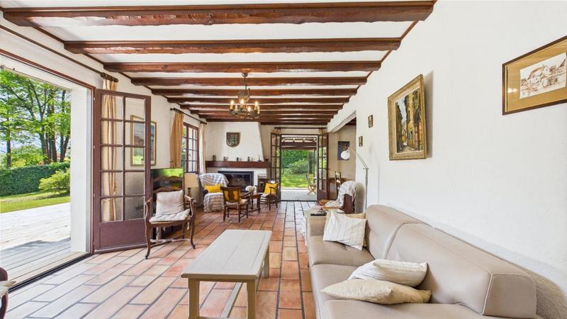 Maison - 176 m² - 7 pièces