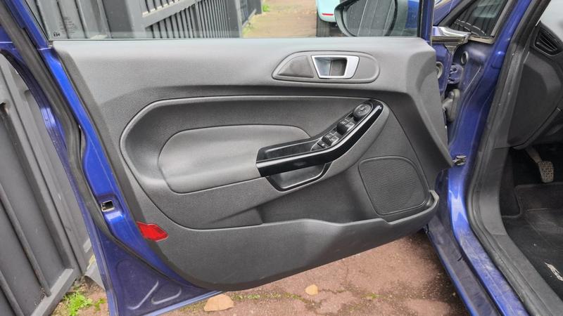 Ford Fiesta 1.0 EcoBoost 100 Titanium