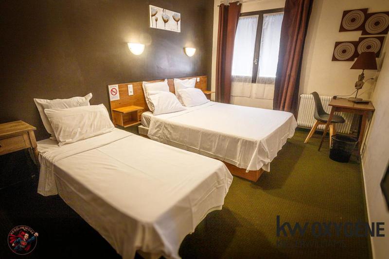 Local commercial - 700 m² - 20 pièces