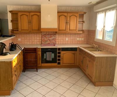 Maison - 98 m² - 5 pièces