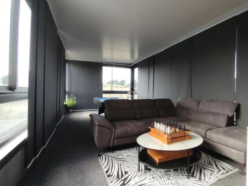 Maison - 205 m² - 10 pièces