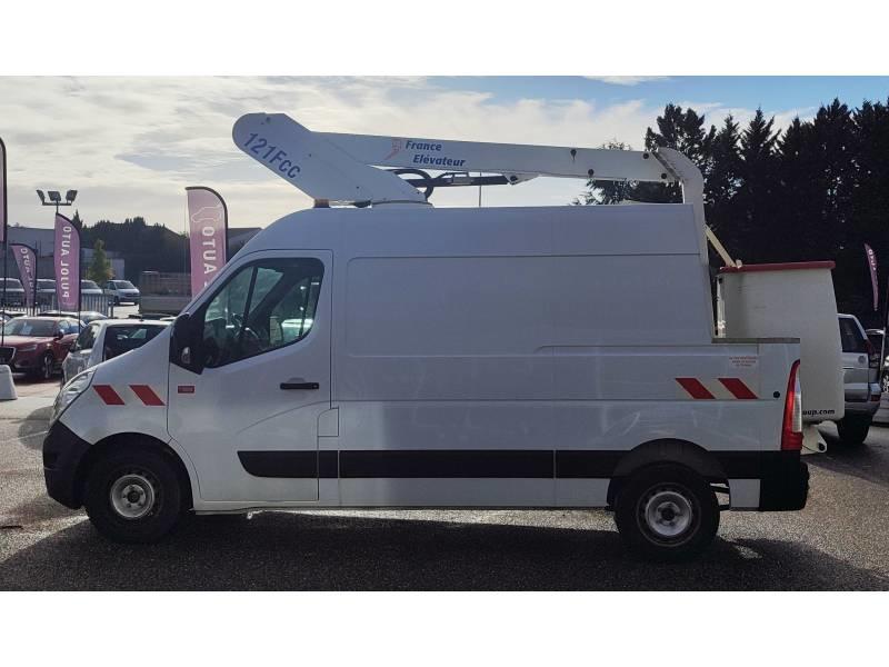 Renault Master Fourgon Fgn Nacelle L2h2 3.5t 2.3 dCi 130 2 Places Confort