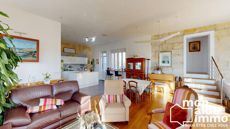 Maison - 180 m² - 7 pièces