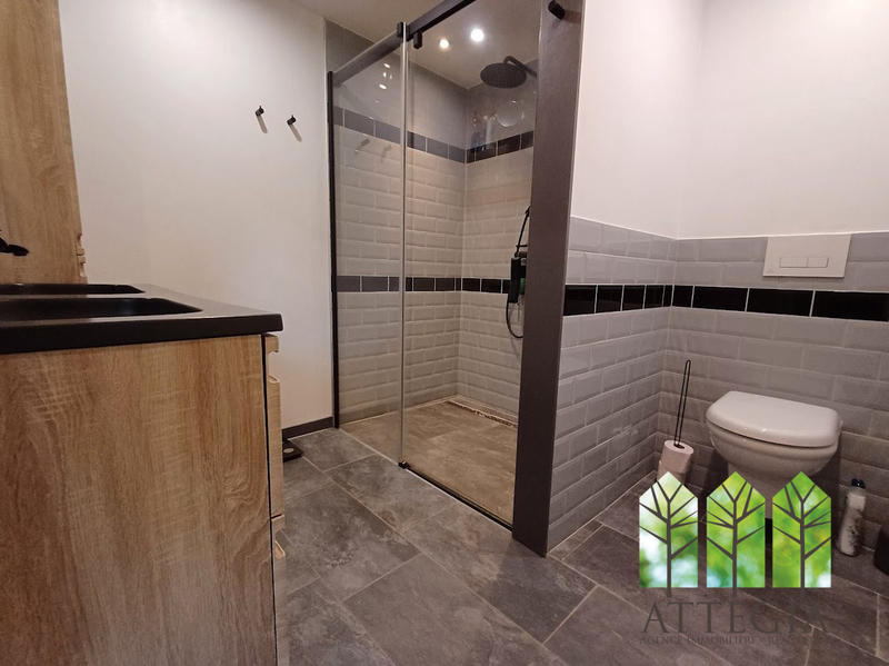 Maison - 180 m² - 5 pièces