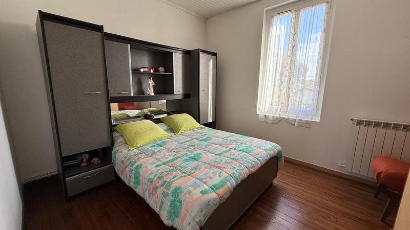 Maison - 200 m² - 8 pièces