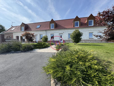 Maison - 227 m² - 10 pièces