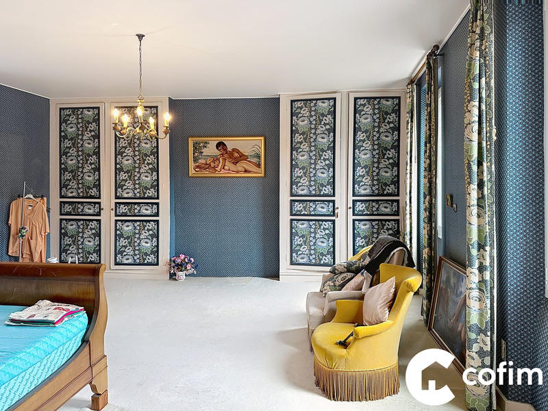 Maison - 185 m² - 7 pièces