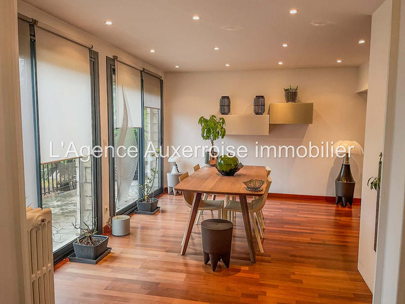 Maison - 145 m² - 5 pièces