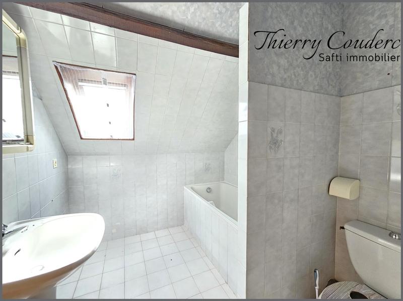 Maison - 139 m² - 7 pièces