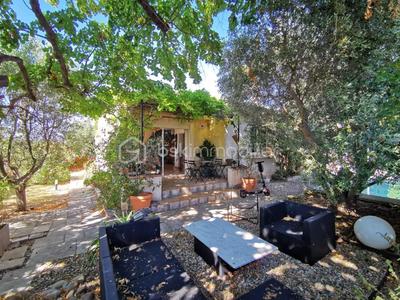 Maison traditionnelle - 143 m² - 6 pièces