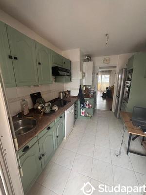 Chambre - 12 m² - 1 pièce