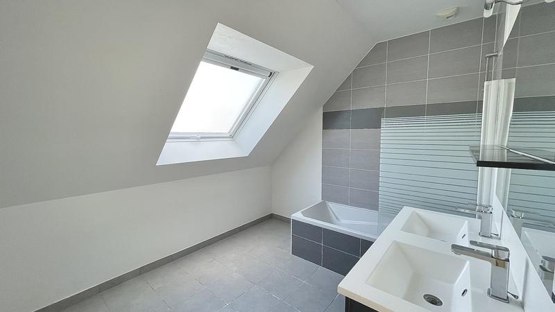 Maison contemporaine - 110 m² - 6 pièces