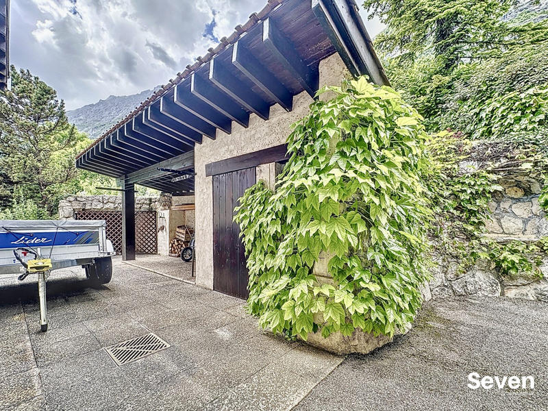 Maison - 158 m² - 6 pièces