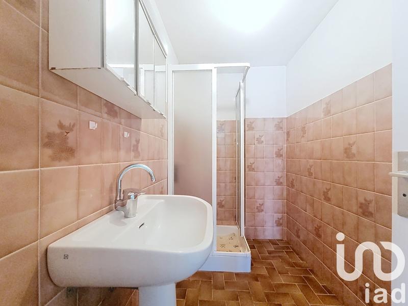 Maison - 243 m² - 10 pièces