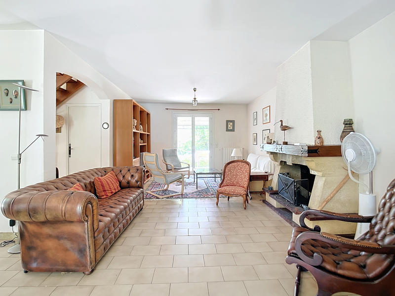 Maison - 200 m² - 7 pièces