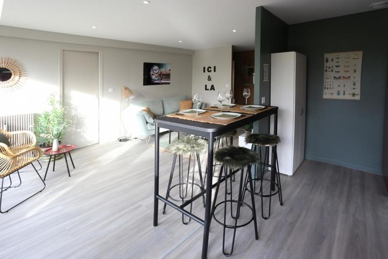 Appartement - 90 m² - 5 pièces