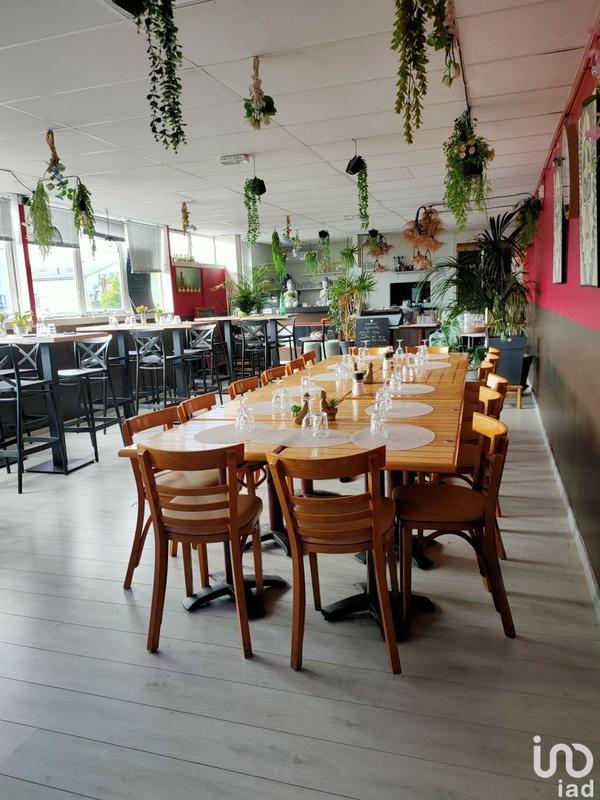 Local commercial - 1 500 m²