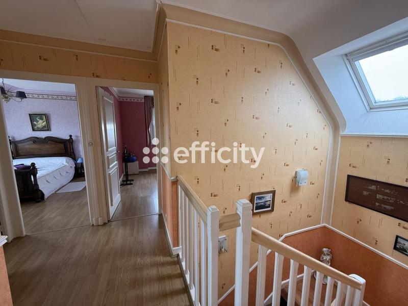 Maison - 138 m² - 7 pièces