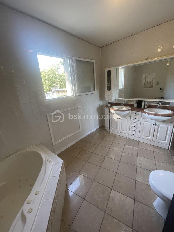 Maison - 145 m² - 5 pièces