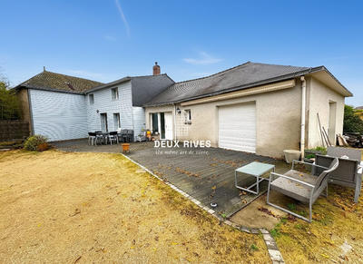 Maison traditionnelle - 146 m² - 6 pièces