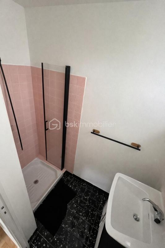 Maison - 170 m² - 8 pièces