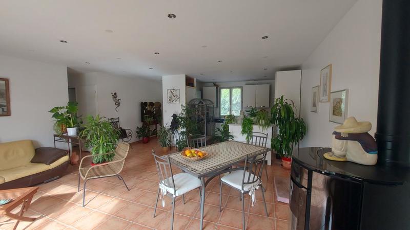 Maison - 98 m² - 5 pièces