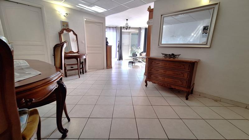 Appartement - 112 m² - 4 pièces