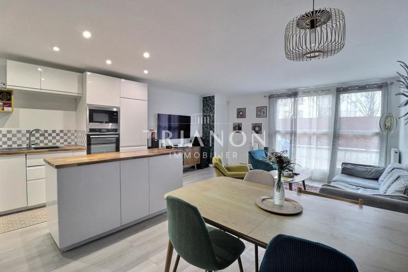 Maison - 88 m² - 4 pièces