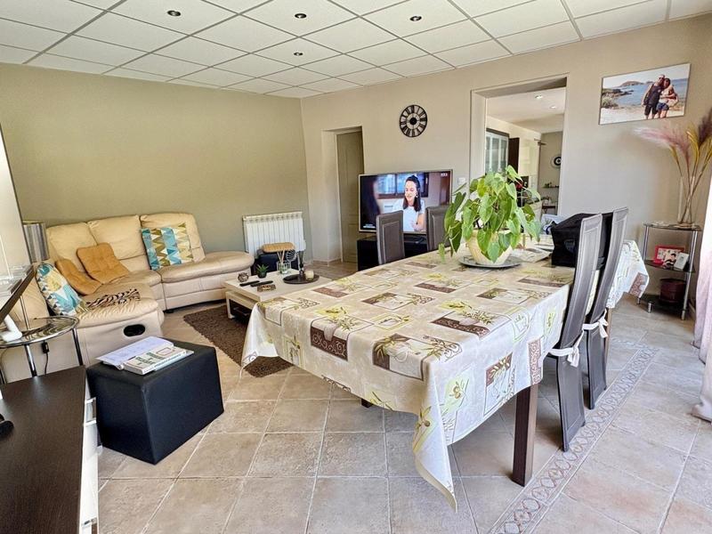 Maison - 121 m² - 5 pièces