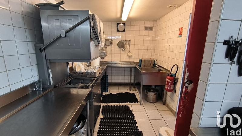 Local commercial - 111 m²