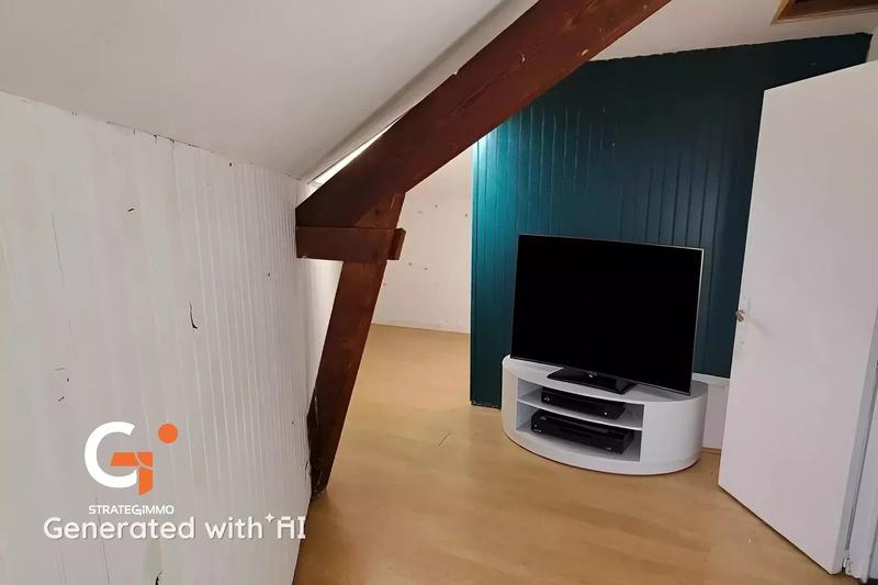 Maison - 198 m² - 3 pièces