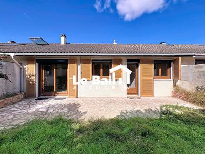 Maison - 85 m² - 4 pièces