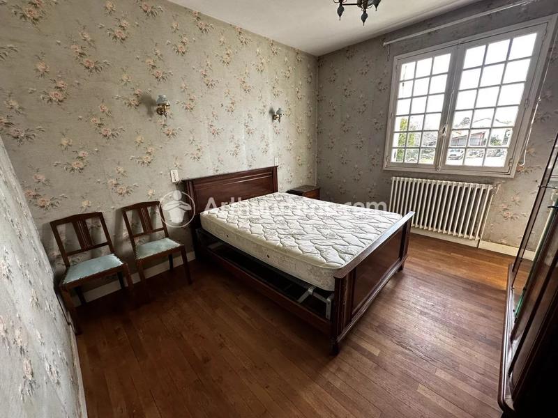 Maison - 180 m² - 7 pièces