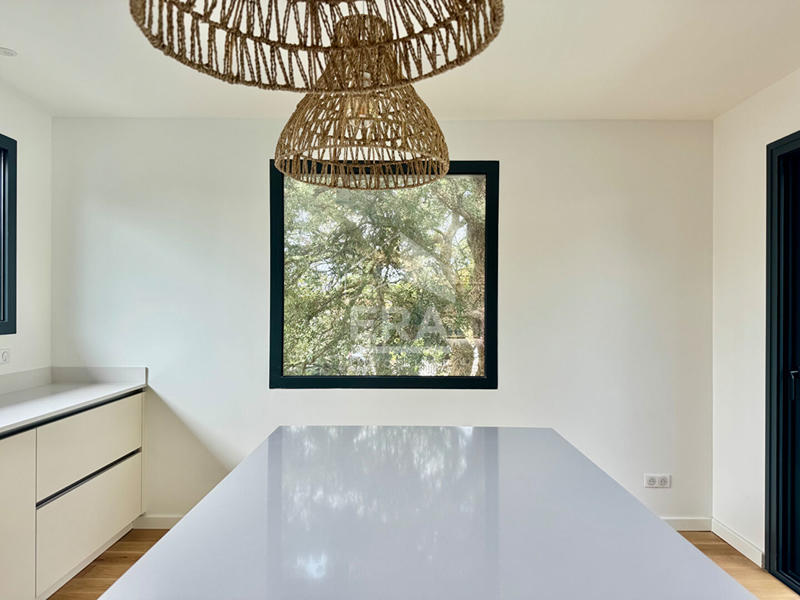 Maison - 141 m² - 7 pièces