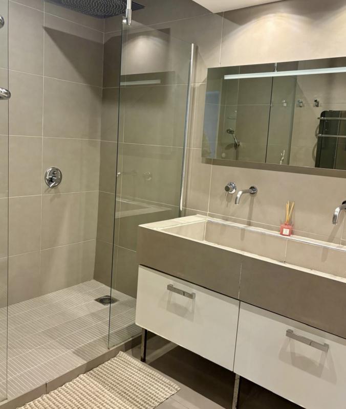 Maison - 169 m² - 5 pièces